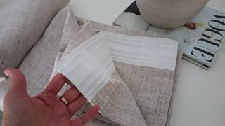 Cortinas beige de tela