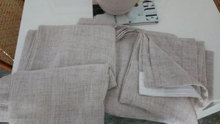 Cortinas beige de tela