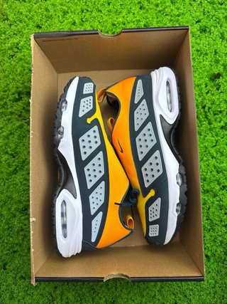 Nike Air Max Sunder Taglia 43 Nuove