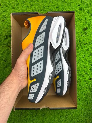 Nike Air Max Sunder Taglia 43 Nuove