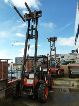 Carretilla Agria 4x4 TH15-16