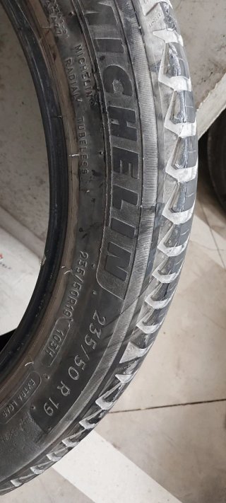 Neumáticos Michelin 235/50 R19 103 H. All season.