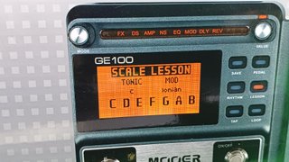 Mooer GE100 Guitarra Multi FX Pedal