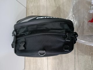 Maleta trasera para Moto 37L Negra