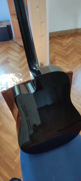 Guitarra Squier by Fender Negra