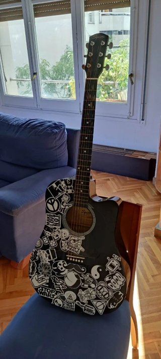 Guitarra Squier by Fender Negra