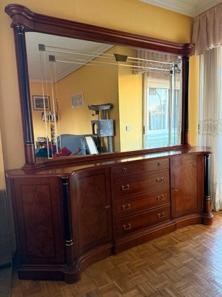 Conjunto Muebles Salón: Aparador, mesa y sillas