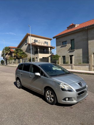 Peugeot 5008 2010