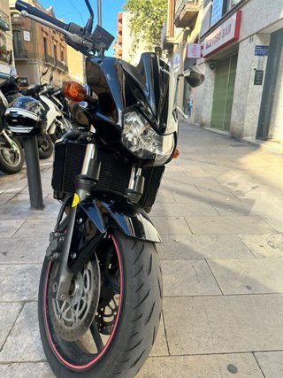Kawasaki Z750 Negra 2006