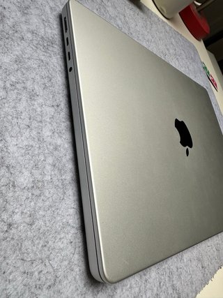 MacBook Pro 14' M1 Pro 16GB/512GB Argento