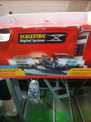Scalextric Digital System Coches y Mandos