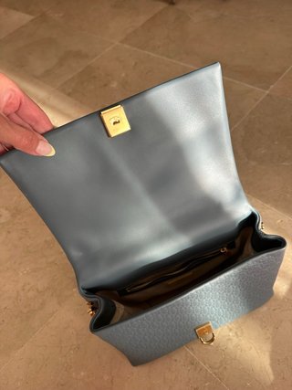 Bolso y Zapatos Carolina Herrera Azul y Dorado