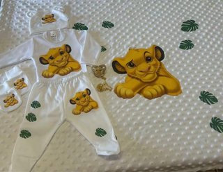 Conjunto bebé Simba Disney