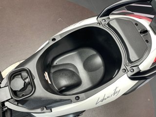 Piaggio Liberty 50 Blanca