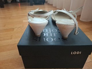 Zapatos Lodi Beige Talla 41