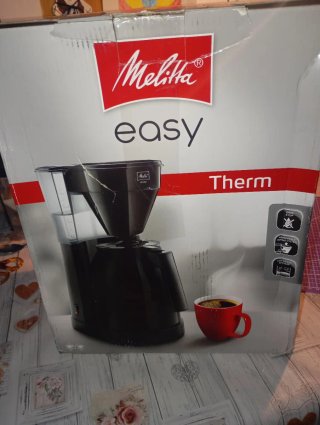 Cafetera negra con jarra