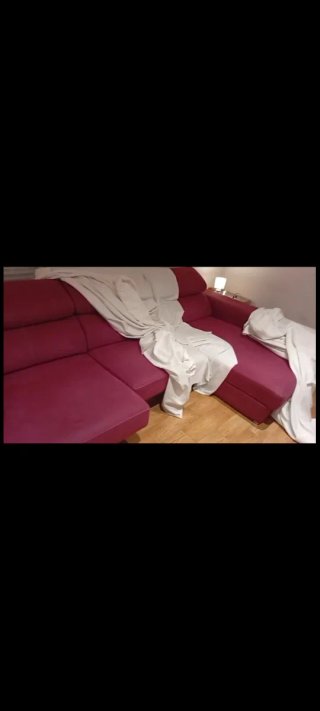 Sofá chaise longue burdeos impresionante