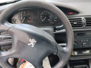 Peugeot 406 2001
