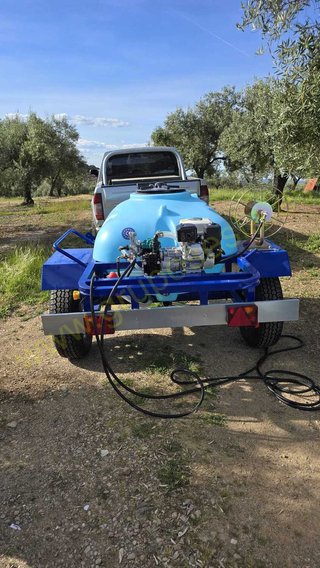 EQUIPO DE FUMIGACION AGRICOLA DE 800 LITROS