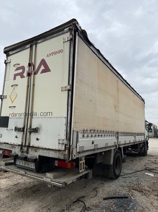 Camión Scania 260 94D