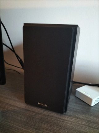 Minicadena Philips Plata y Negra