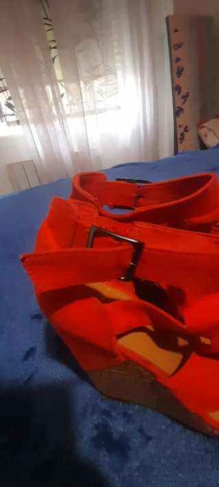 Sandalias cuña Bresca verano