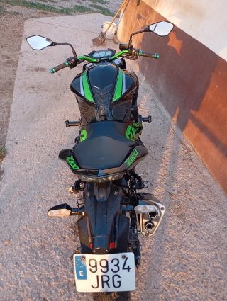 Kawasaki Z800 A2 Manual Negra/Verde
