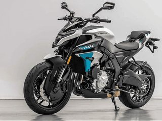 CFMOTO 675 NK Naked Moto