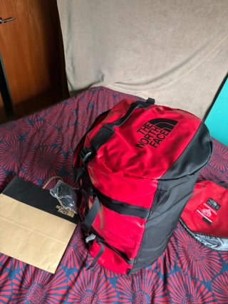 The North Face Base Camp Duffel Roja Talla L