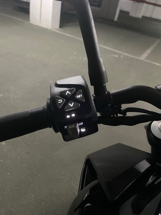 KTM Duke 390 Negra