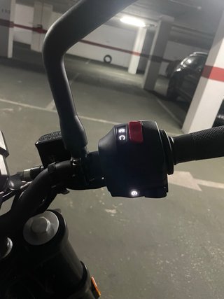 KTM Duke 390 Negra