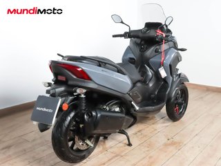 YAMAHA TRICITY 300