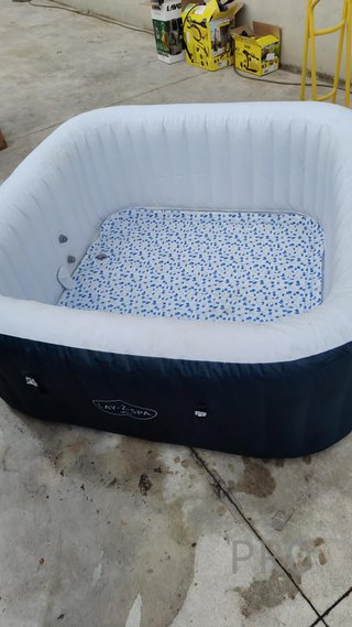 Spa Bestway 180x180x66cm