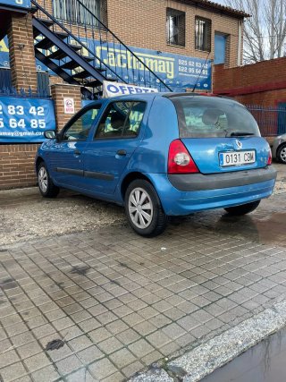 Renault Clio 2003