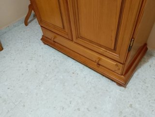 Armario ropero de madera