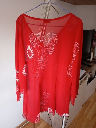 Camisola Festa Asimétrica Estampada Roja T.52
