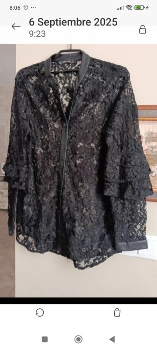 Blusa Zara Encaje Negra
