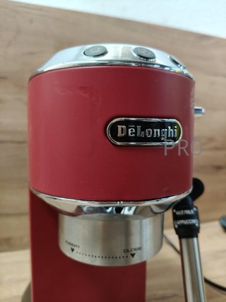 Cafetera de Bomba de Acero Inoxidable - DE'LONGHI DEDICA