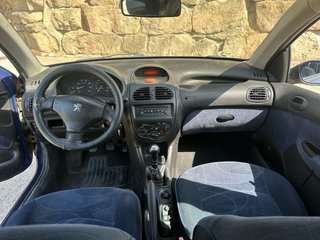 Peugeot 206 2004
