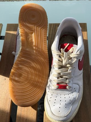 Nike Air Force 1 Blancas y Rojas Unisex