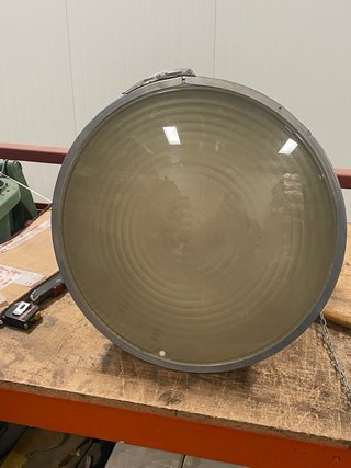 Campana industrial colgante Unidad 40 con bombilla