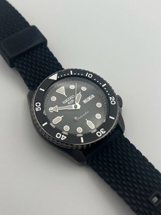 Reloj Seiko 5 Sport Automático Negro