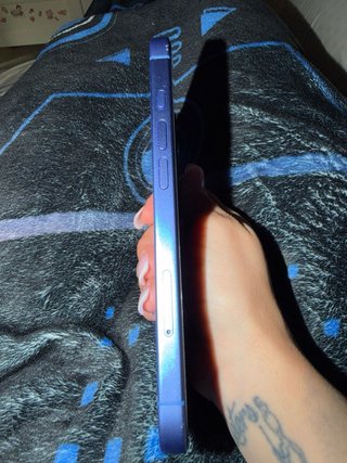Iphone 16 azul