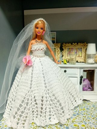 Precioso traje de novia Barbie crochet