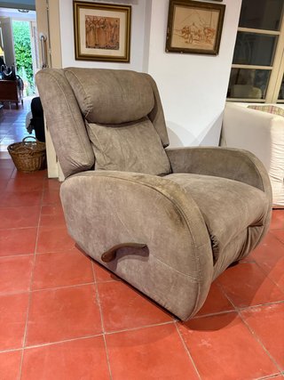 Sillón reclinable beige tela