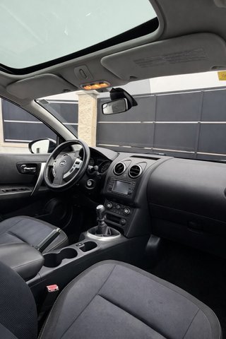 Nissan QASHQAI+2 Nissan QASHQAI+2 1.5 dCi ACENTA 4x2