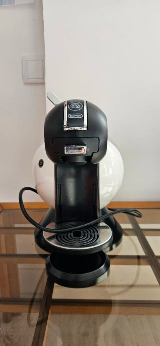 Cafetera Nescafé Dolce Gusto