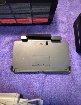 Nintendo 3DS Nera Completa di Accessori