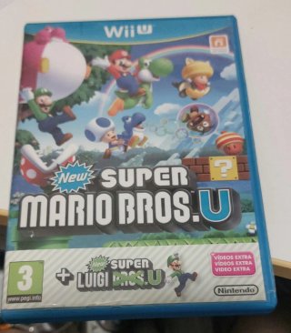 Wii U Mario & Luigi Premium Pack