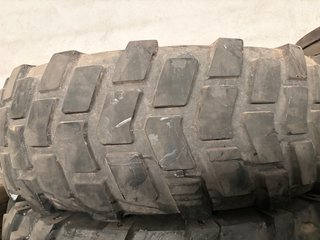 2 Neumáticos Firestone 13.00R20 70%